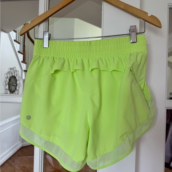 ATHLETA MESH RACER RUN 4" SHORT, SIZE X SMALL (XS), ALOE - Picture 4 of 4